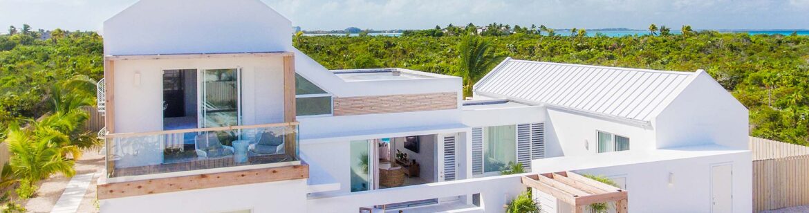 Aqueous Vacation villa in Leeward